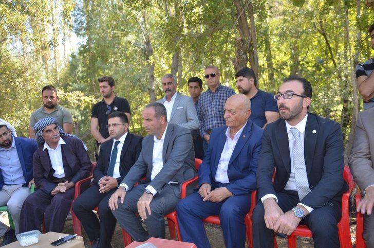 PKK’nın katlettiği vatandaşların ailelerine taziye ziyaretleri sürüyor G5