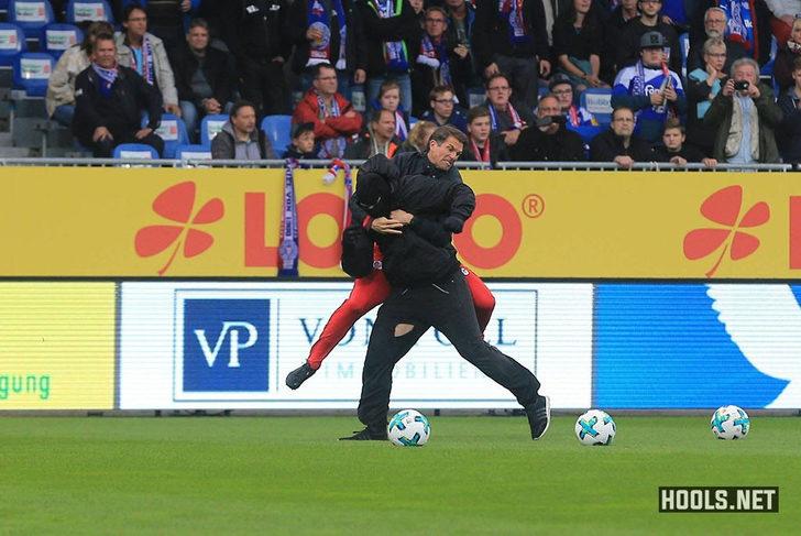 Genç yıldızdan ezeli rakibe küfür!  G5