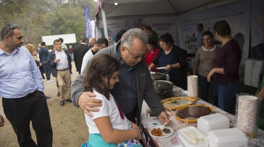 Adana lezzetleri İstanbul’da görücüye çıktı