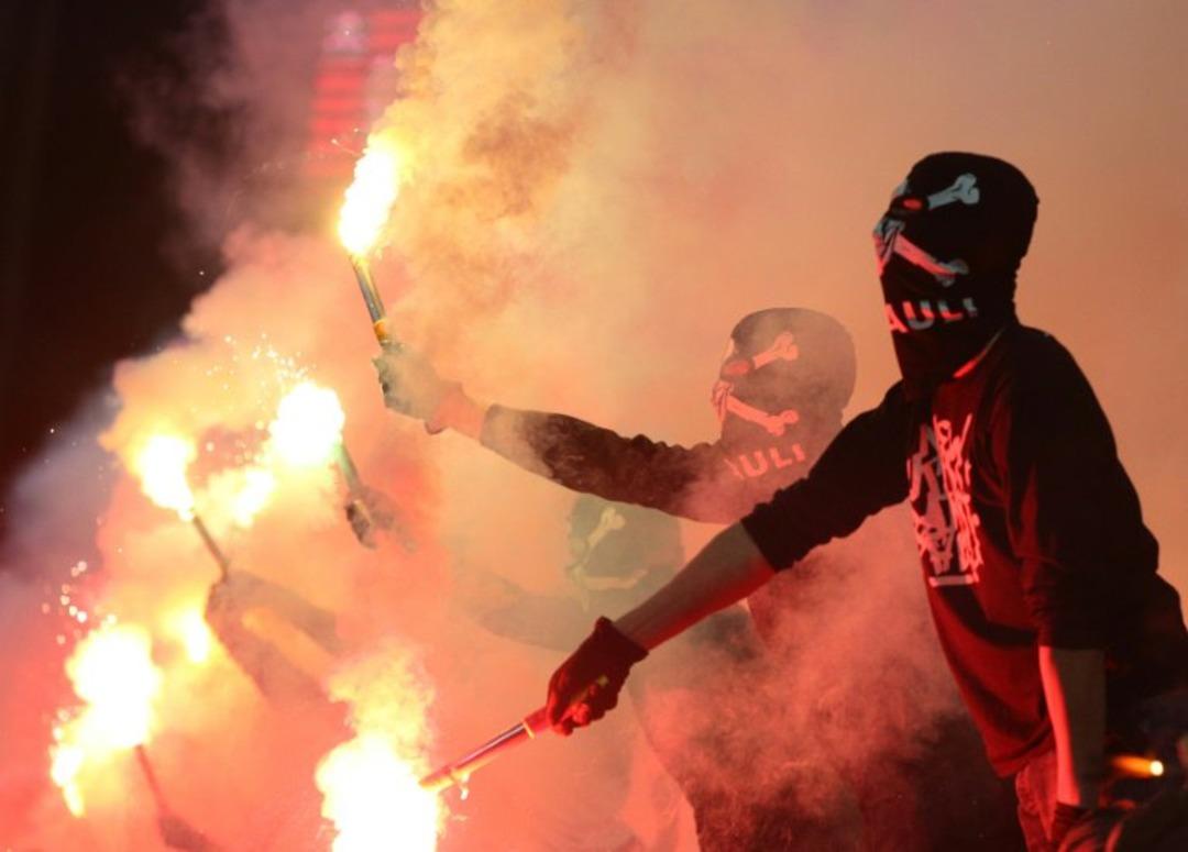 Gen&ccedil; yıldızdan ezeli rakibe k&uuml;f&uuml;r! 