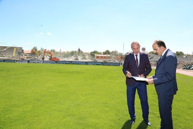 Konya’da eski stadyum Millet Bahçesine dönüşüyor