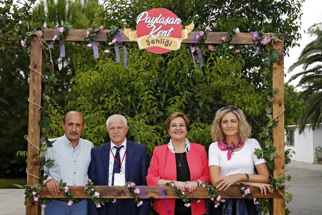 Mutluluğu paylaşarak eğlendiler