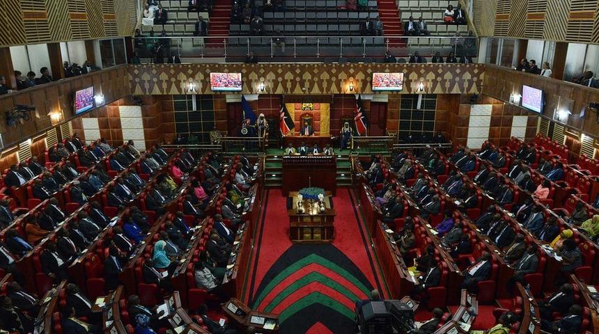 Kenya'da sporculardan yüksek harcırah alan senatörlerin Japonya ziyareti iptal edildi