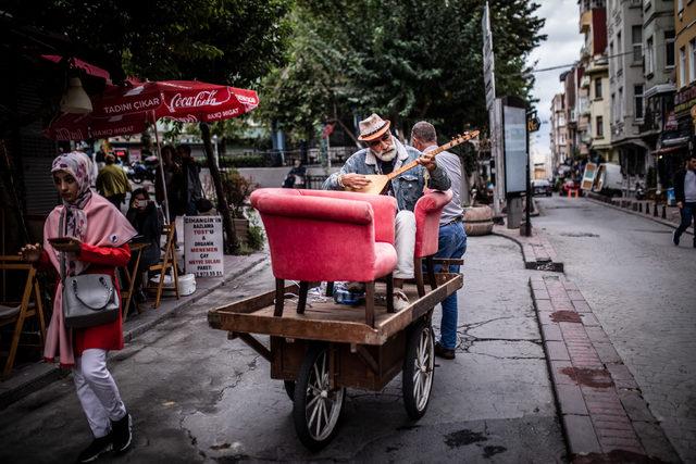 Hurdacı arabasında mini konser 4