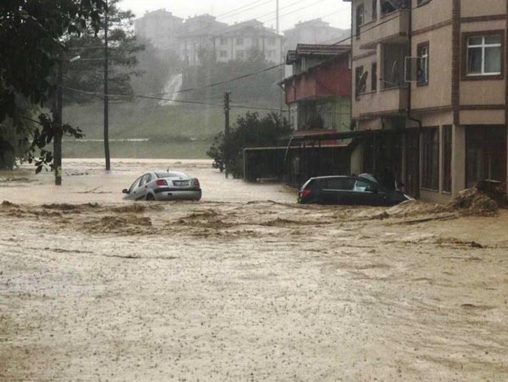 Meteoroloji'den son dakika uyarısı! Şiddetli yağış iki ilçeyi vurdu  G2