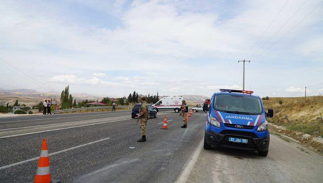 Gölbaşı'nda kaza: Anne ile kızı öldü; baba ve oğlu ağır yaralı