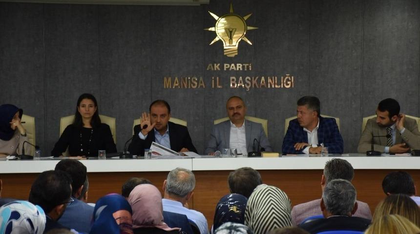 AK Parti&rsquo;de hedef 17 il&ccedil;e ve b&uuml;y&uuml;kşehir belediyesi