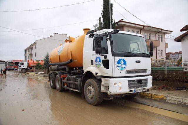 Kaynarca’da metrekareye 115 kilogram yağış düştü