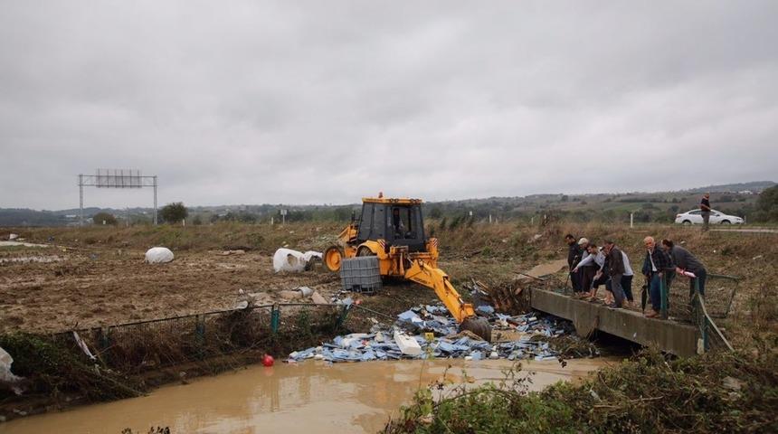 Kaynarca&rsquo;da metrekareye 115 kilogram yağış d&uuml;şt&uuml;