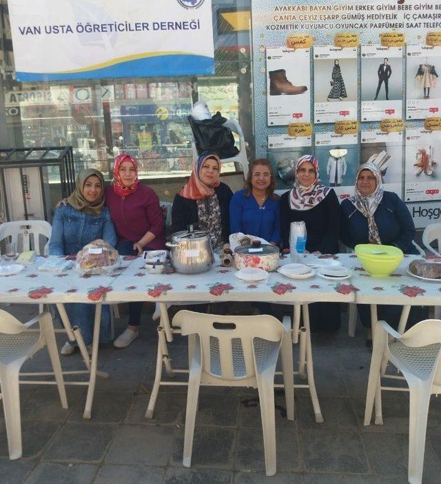 Usta Öğreticiler Derneğinden kermes