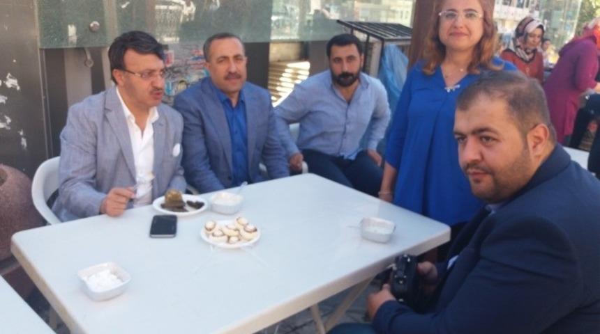 Usta Öğreticiler Derneğinden kermes