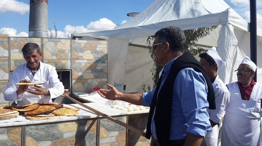 Milletvekili Erol;"&Ouml;nemli olan Elazığ&rsquo;ın her y&ouml;n&uuml;yle tanıtılması"