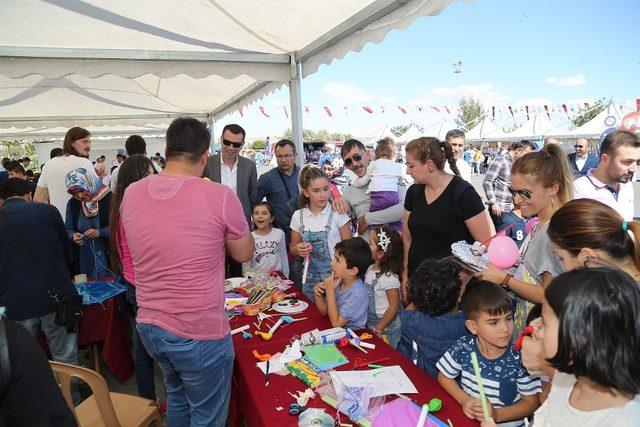 Kayseri Bilim Merkezi’ni de Bilim Şenliği’ni de sevdi