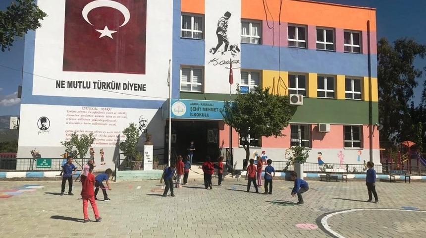 Şehit Mehmet &Ccedil;alışkan İlkokulu &ouml;rnek g&ouml;sterildi