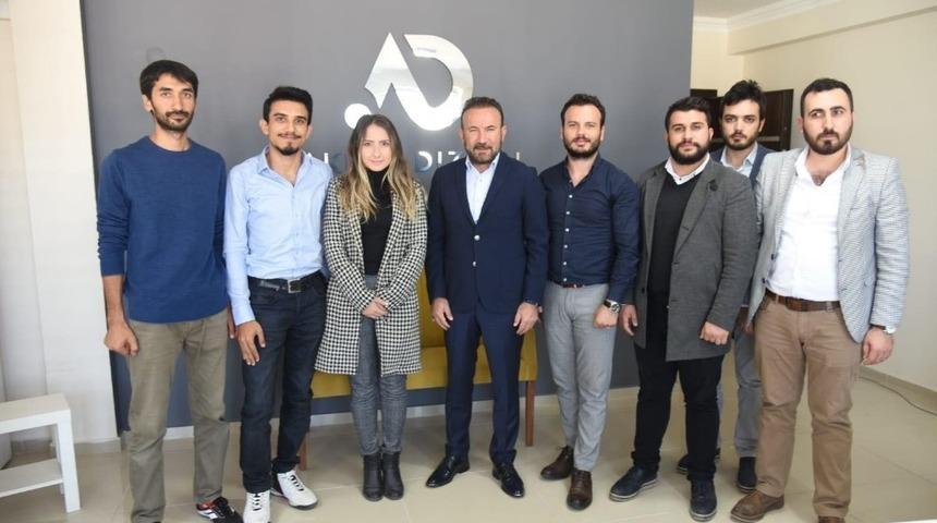 Başkan Doğan&rsquo;dan kendi iş yerini a&ccedil;an gen&ccedil; girişimciye ziyaret