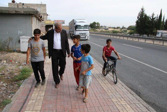 Demirkol, kırsal mahallelerde vatandaşlarla buluştu