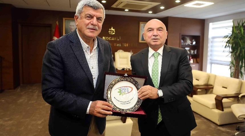 Başkan Karaosmanoğlu’ndan sanayiye destek