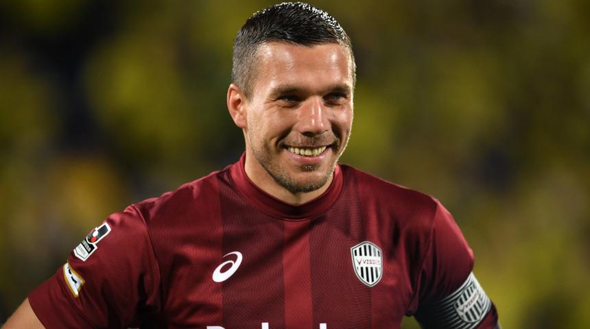 Lukas Podolski'den Fenerbahçe'ye 'Rize' göndermesi