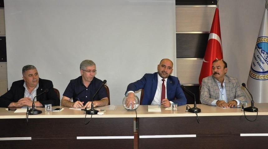 Kayseri Ticaret Borsasından &uuml;niversite &ouml;ğrencilerine destek