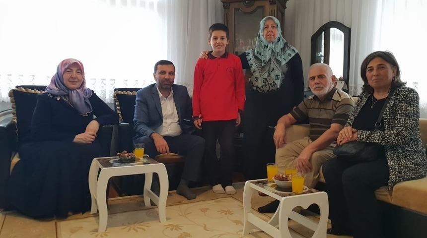 Sarıcaoğlu, hacıların duasını aldı