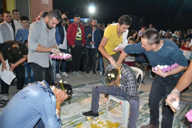 Damat ve sağdıcın başında 900 yumurta kırdılar 2