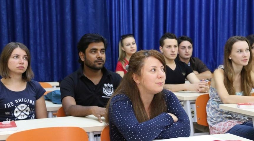 NEV&Uuml;&rsquo;de uluslar arası &ouml;ğrenci kayıtları başlıyor