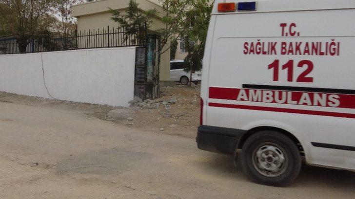 Gercüş’te hastane duvar çöktü: 1 işçi yaralandı G5