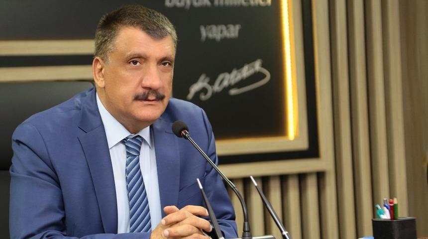 Başkan G&uuml;rkan, muhtarlarla istişarede bulundu