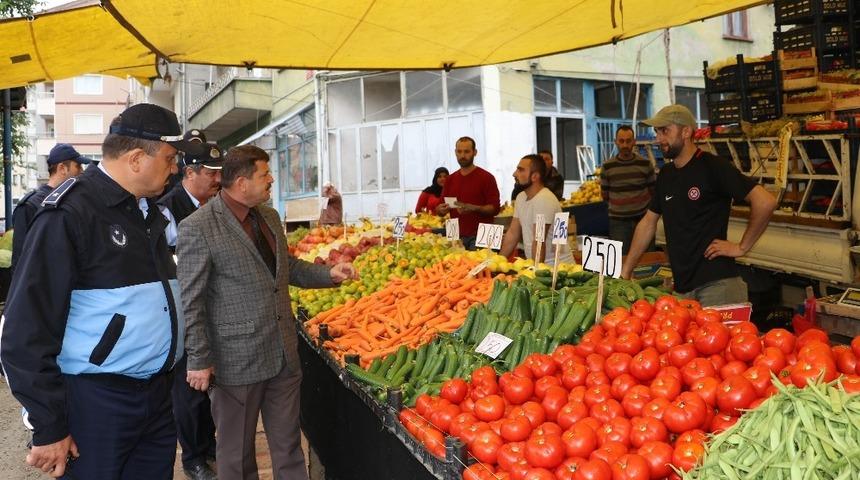 Devrek&rsquo;te zabıta ekipleri pazarı denetledi