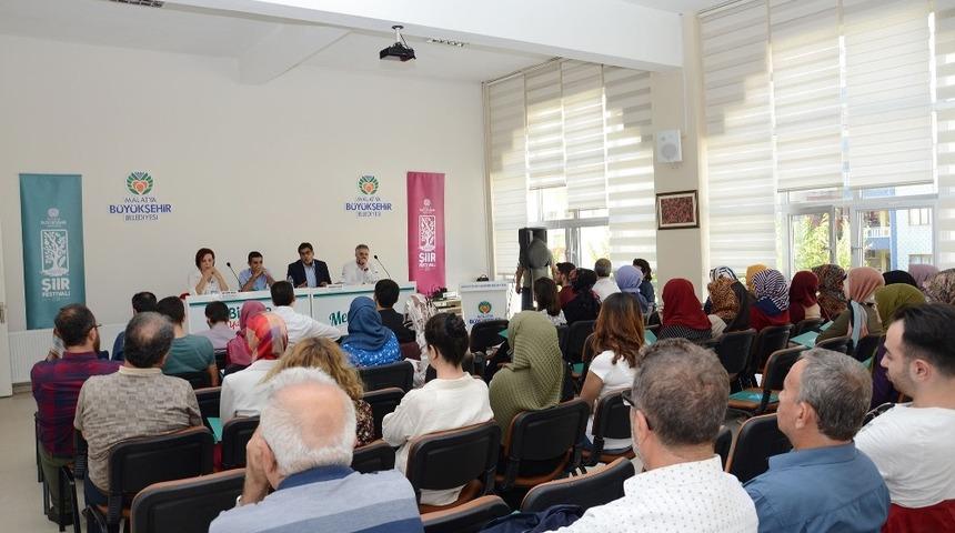 Kernek şiir festivali dolu dolu ge&ccedil;ti