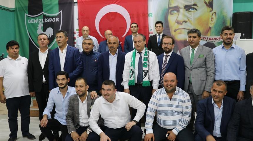 Muhammed &Uuml;stek, 20 yaşında Denizlispor'a y&ouml;netici oldu!