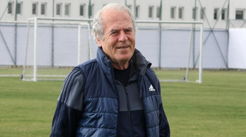 Resmi: Mustafa Denizli, Kasımpaşa ile sözleşme imzaladı