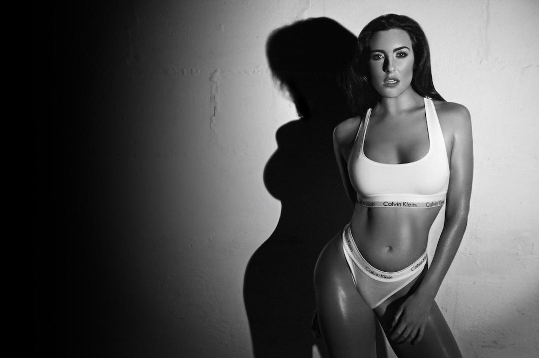 Lewis Hamiton'ın eski padok kızlarından Kate Woodcock hayatını kaybetti