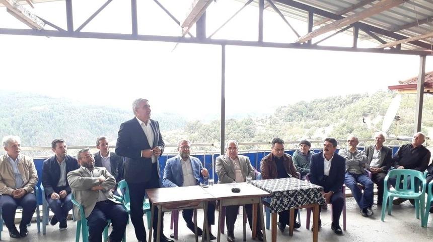 Başkan Yılmaz: Kestel k&ouml;y&uuml;n&uuml;n yol sorunu &ccedil;&ouml;z&uuml;l&uuml;yor