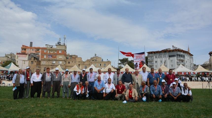 Kılıç’tan eski güreşçilere ‘ahde vefa’