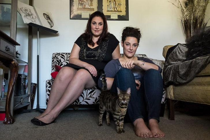 Önce giysilerini çıkardı, sonra fotoğrafladı! G4