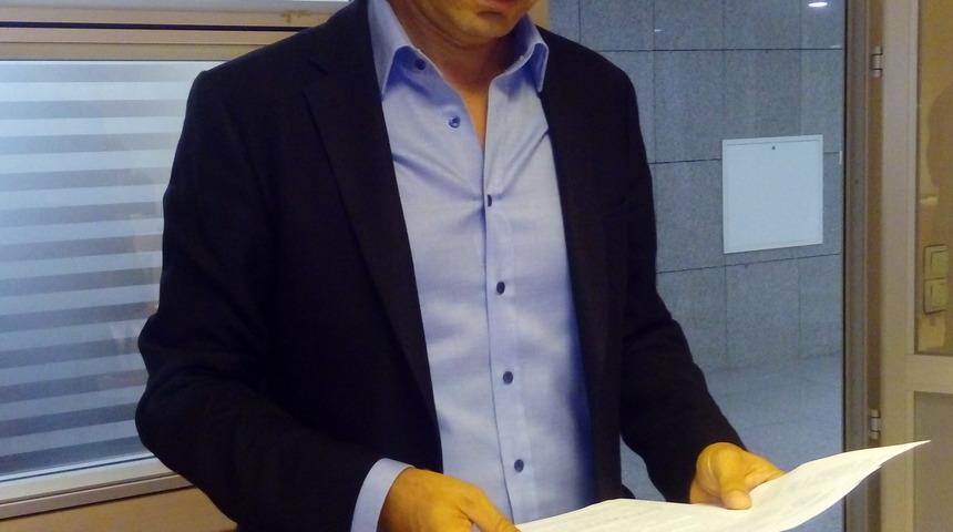 Can D&uuml;ndar'a adliye &ouml;n&uuml;nde saldırı davasında karar