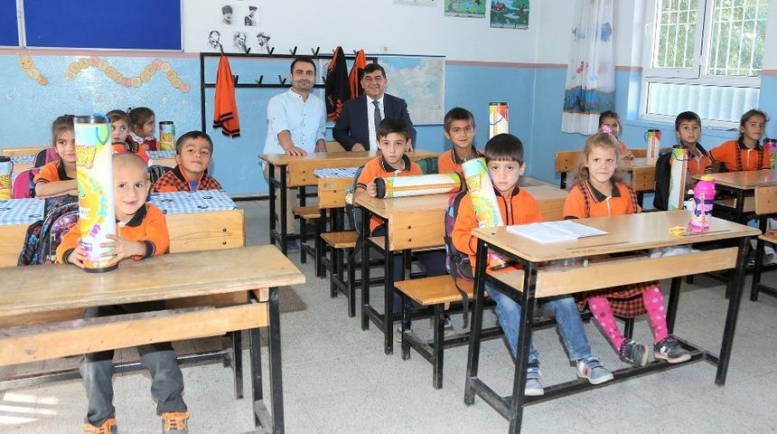 Fadıloğlu&rsquo;ndan &ouml;ğrencileri mutlu eden s&uuml;rpriz ziyaret