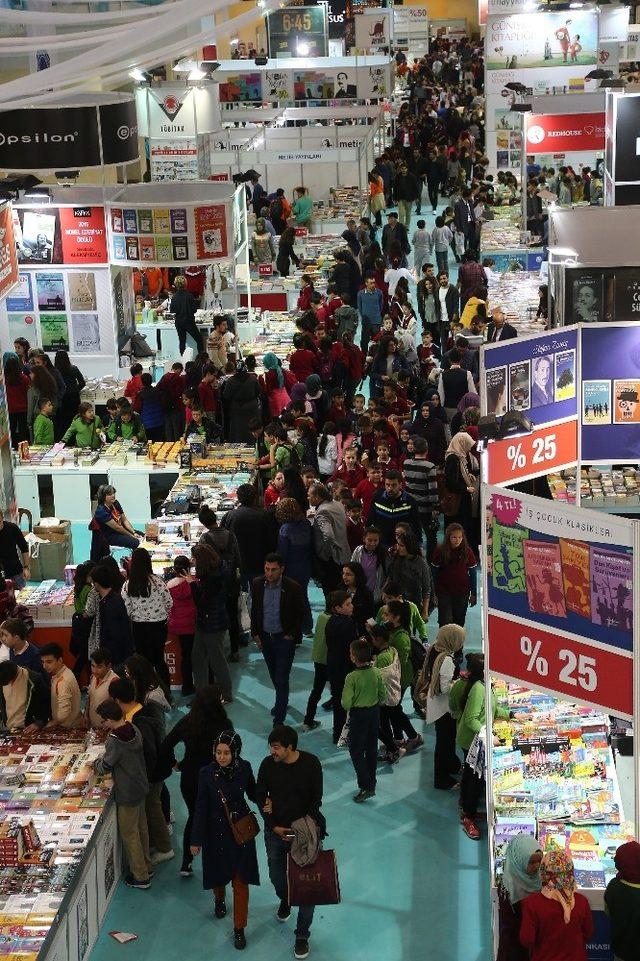 Kayseri Kitap Fuarı’na 250 yazar konuk olacak