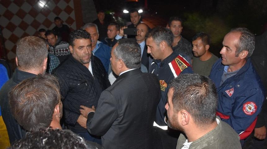 Başkan Ay evi yanan aileyi ziyaret etti