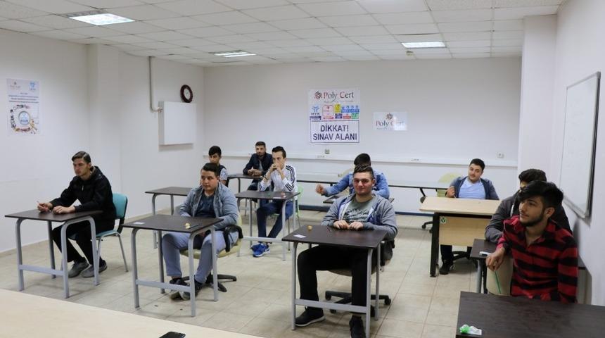 Beyaz Kalpler&rsquo;de bir ilk