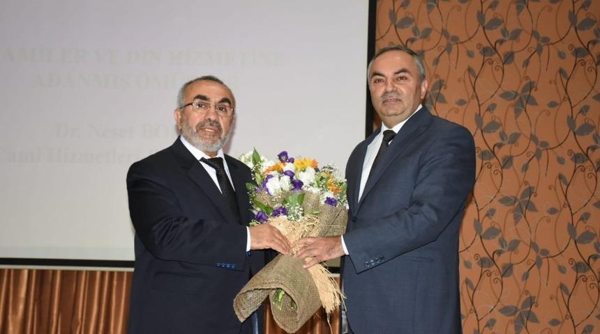 Başkan Dursun Ay konferansa katıldı