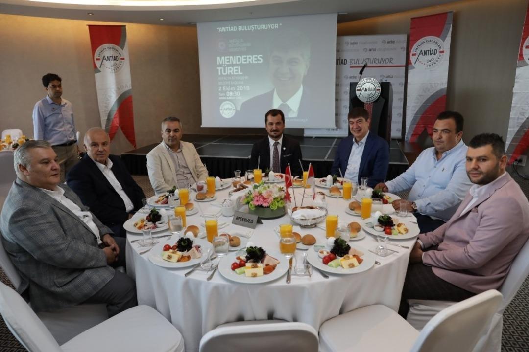 T&uuml;rel: &ldquo;New York&rsquo;u ge&ccedil;eceğiz&rdquo;