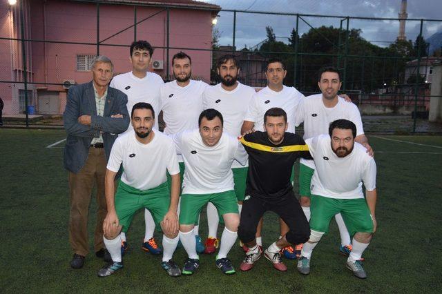 Mehmet Akif İnan Kurumlar Arası Futbol Turnuvası başladı