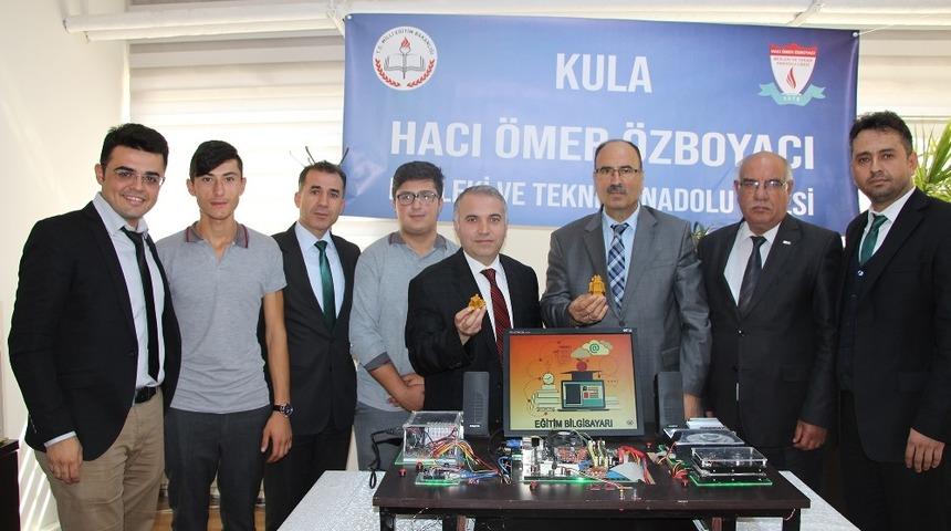 Lise &ouml;ğrencileri interaktif eğitim bilgisayarı tasarladı