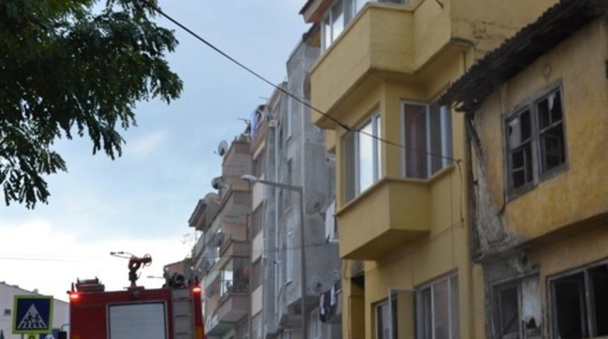 Biga’da ev yangını
