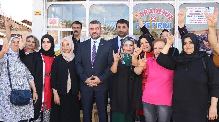 MHP İl Kadın Kollarından aşure etkinliği