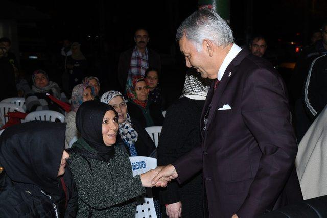 Isparta Belediyesi’nden Halıkent’te Mahalle Buluşması