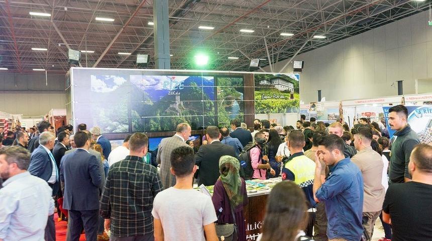 Van Turizm ve Seyahat Fuarı rekor katılımla tamamlandı