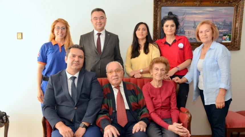 Yaşılılar G&uuml;n&uuml;, doğum g&uuml;nleriyle birlikte kutlandı